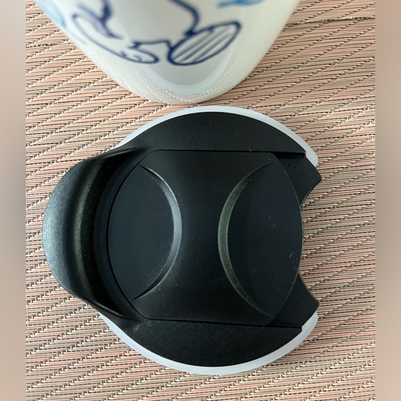 Snoopy Travel Cup Modern Gourmet Foods Stoneware Ceramic - Picture 4 of 10